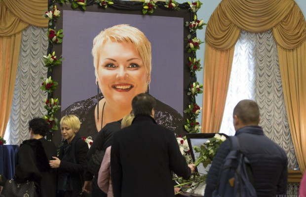 У Києві попрощалися із загиблою в ДТП акторкою «Дизель Шоу» (фото)
