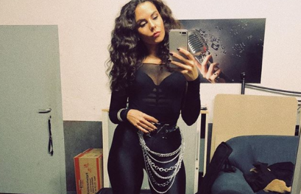 "Чорна пантера": Настя Каменських у відвертому вбранні "підірвала" мережу