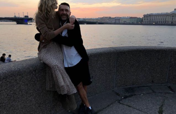 Лідер гурту "Ленінград" знову одружився і написав про це вірш