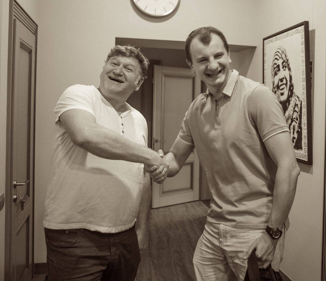 У РФ переплутали Карасів / фото facebook.com/evgenkaras