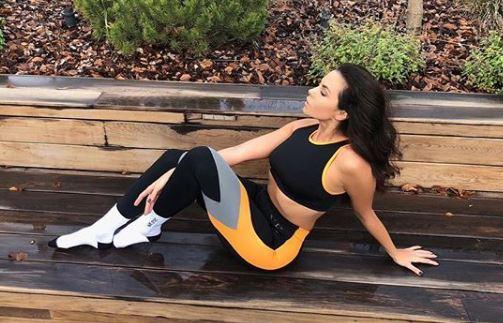 Настя Каменских показала спортивную фигуру / instagram.com/kamenskux