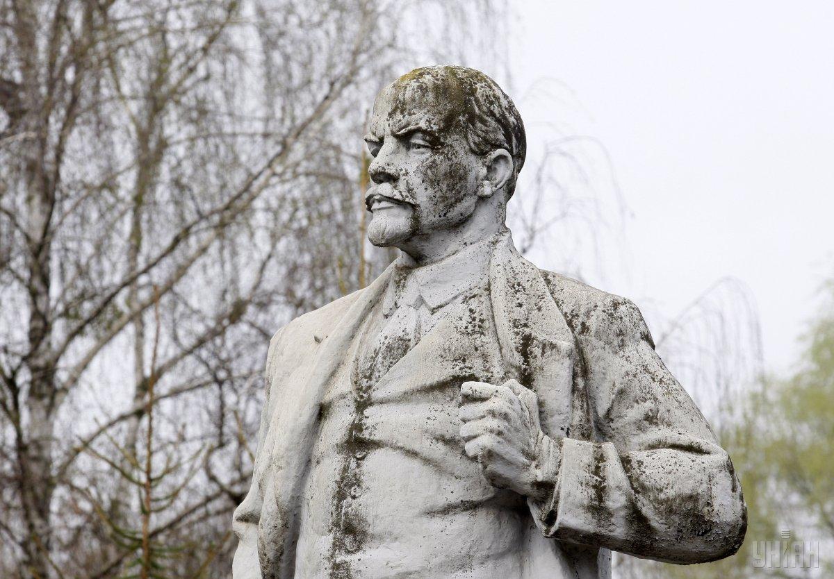 В Финляндии демонтировали последний памятник Ленину / фото УНИАН