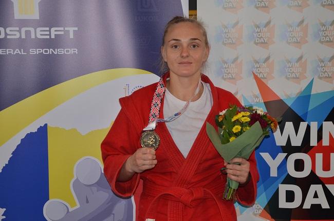 Олена Сайко - срібна призерка чемпіонату світу / sambo.net.ua