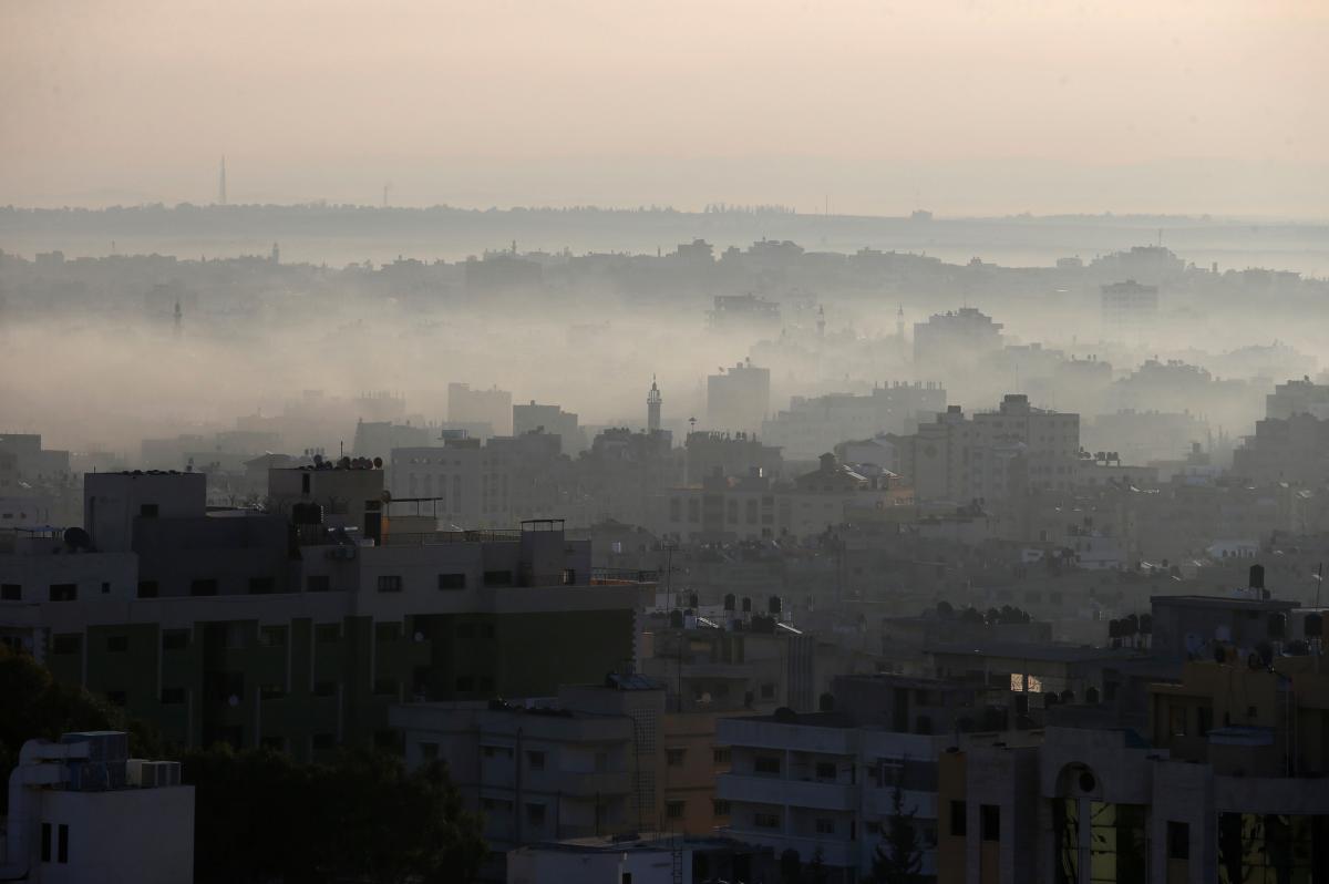 Перемирие в секторе Газа начинается сегодня вечером / REUTERS