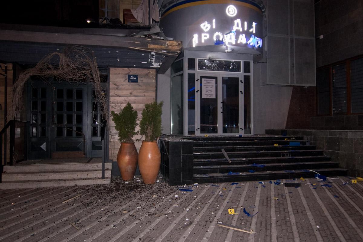 На рахунку цієї банди серія нападів на приміщення ПрАТ "ХК "Київміськбуд" / Прокуратура Києва На рахунку цієї банди серія нападів на приміщення ПрАТ "ХК "Київміськбуд" / Прокуратура Києва