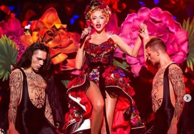 Оля Полякова представила відвертий сингл "Коханка" / фото instagram.com/polyakovamusic Оля Полякова представила відвертий сингл "Коханка" / фото instagram.com/polyakovamusic