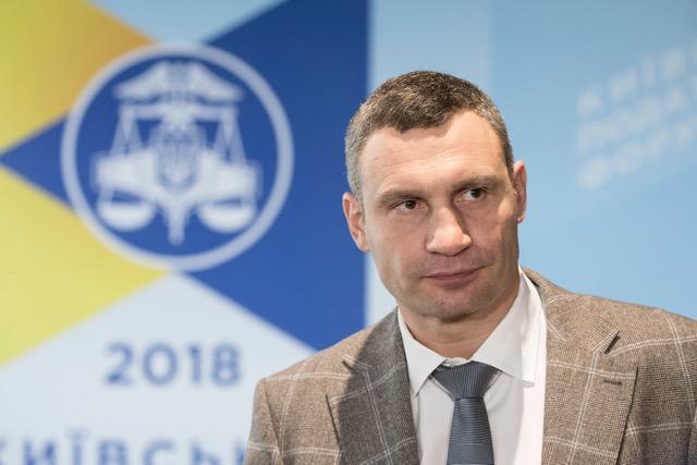 Кличко на чествовании жертв Голодомора: мы помним свою историю и отстаиваем свое будущее