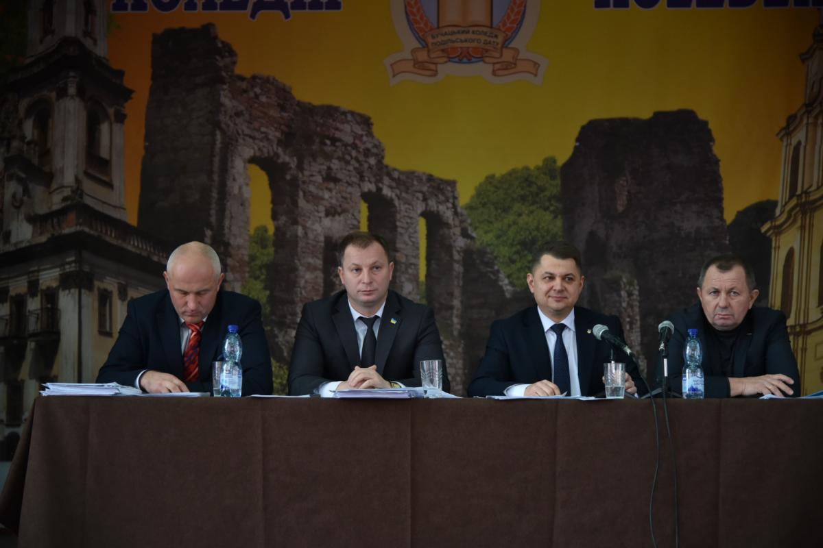 Тернопільщина отримала на зарплати медикам додатково 55 мільйонів гривень