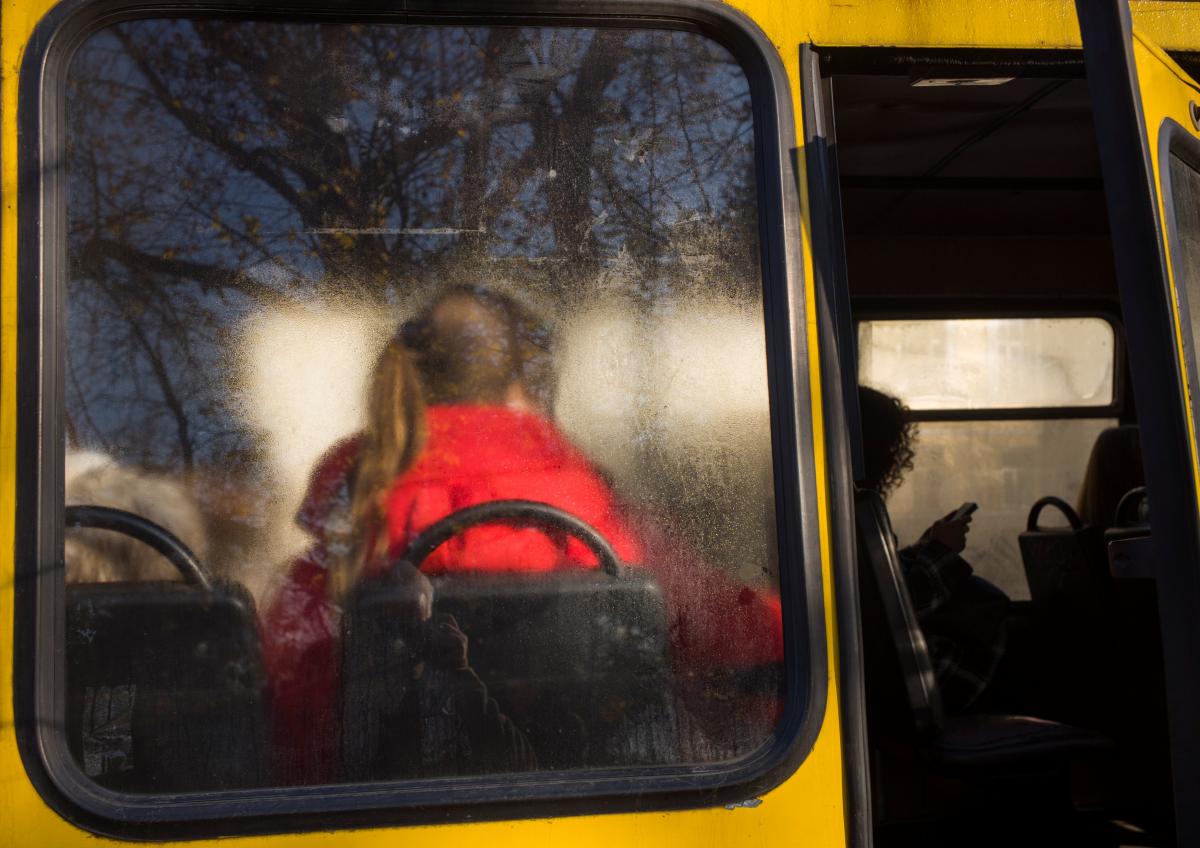 В Киеве водитель маршрутки забрал у женщины пенсионное и выбросил, узнали журналисты / иллюстративное фото Reuters