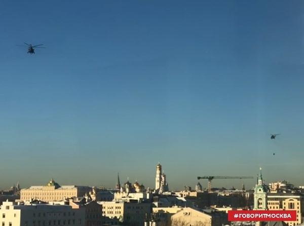 Над Кремлем знову літають вертольоти / фото Говорить Москва Над Кремлем знову літають вертольоти / фото Говорить Москва