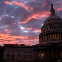 Посол Украины в США рассказал о попытке консультанта Демократической партии собрать компромат на Трампа
