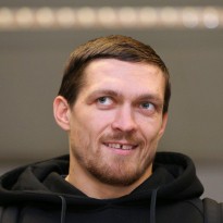 Усик назвал имя своего нового тренера