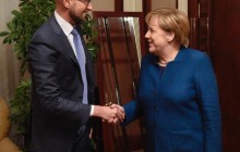 Яценюк після розмови з Меркель: курс наших спільних цінностей продовжуватиметься