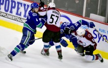 Ванкувер в сверхрезультативном матче обыграл Колорадо в чемпионате НХЛ