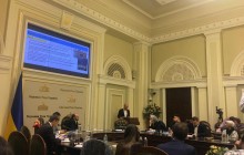 Посол Австрії розкритикувала британську доповідь про контрабанду українського лісу до ЄС