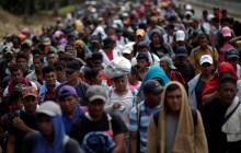 Тисячі мігрантів із Центральної Америки заполонили Мехіко (відео, фоторепортаж)