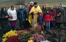 На Вінниччині відбулася панахида за загиблими в авіакатастрофі льотчиками