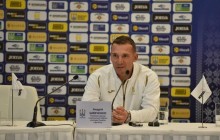 Тренер сборной Украины по футболу Андрей Шевченко: Мы не натурализуем игроков. Если появляется игрок, принявший украинское гражданство, и его уровень игры соответствует уровню сборной, то он наравне со всеми может рассчитывать на вызов