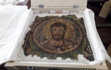 Предстоятелю Кіпрської Православної Церкви повернули вкрадену мозаїку святого апостола Марка