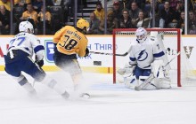 "Нэшвилл" обыграл "Тампу" в матче лидеров НХЛ