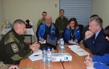 Наступник Хуга відвідав Донбас і зустрівся з командуванням ООС (фото)
