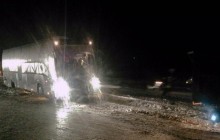 На Дніпропетровщині автобус із дітьми застряг у сніжному заметі