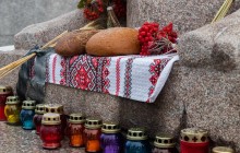 В Днепре почтили память жертв Голодомора (фоторепортаж)