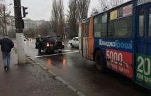 В Житомире из-за сильной гололедицы транспортный коллапс (фото, видео)
