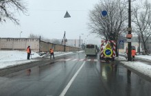 КМДА: Комунальні служби для безпеки киян продовжують прибирання та обробку тротуарів