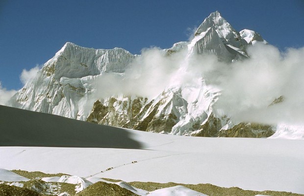 Австрийский альпинист первым покорил неприступную гималайскую вершину (видео)