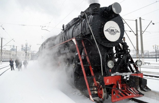 "Подарок" к праздникам: "Укрзализныця" на месяц запретила возврат билетов онлайн