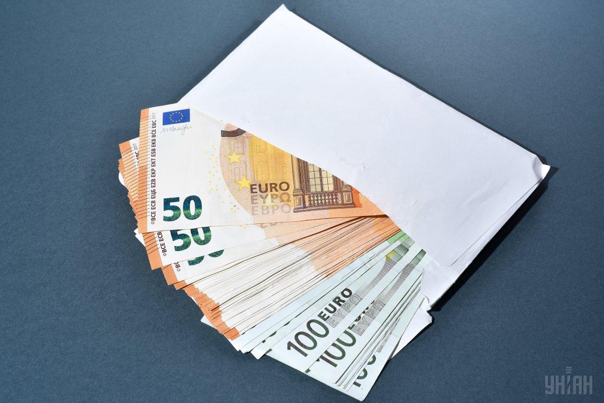 В Іспанії підкидав мешканцям села гроші у конвертах / фото УНІАН