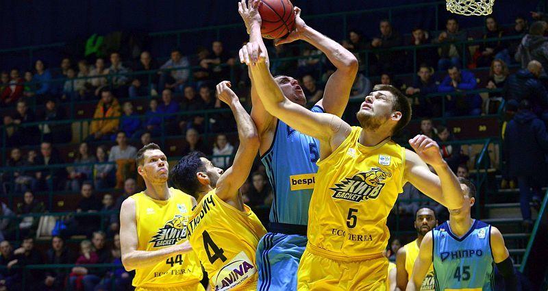 Киев-Баскет проиграл Днепру на последних секундах матча / fbu.ua