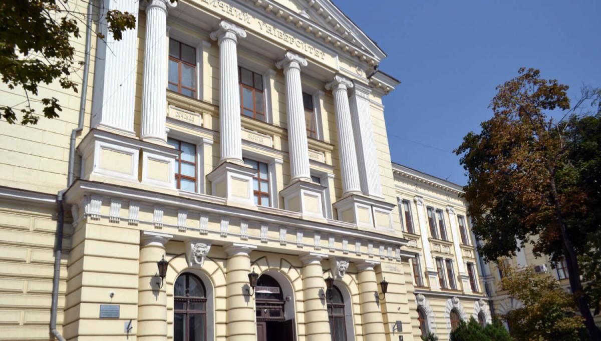 Минздрав призывает работников захваченного сторонниками экс-ректора медуниверситета в Одессе не выполнять незаконные приказы / фото studway.com.ua