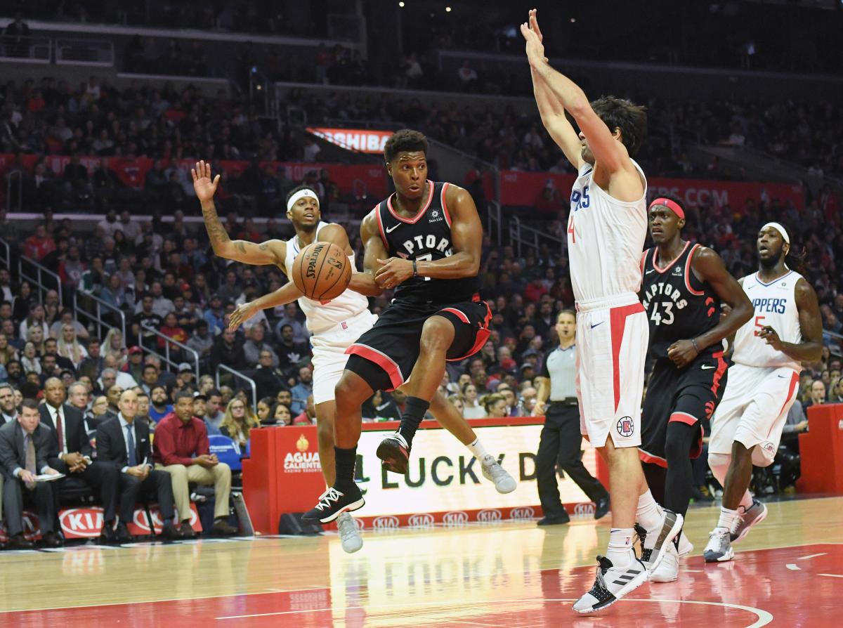 Гравці Репторс закинули 123 очки в кошик Кліпперс / Reuters