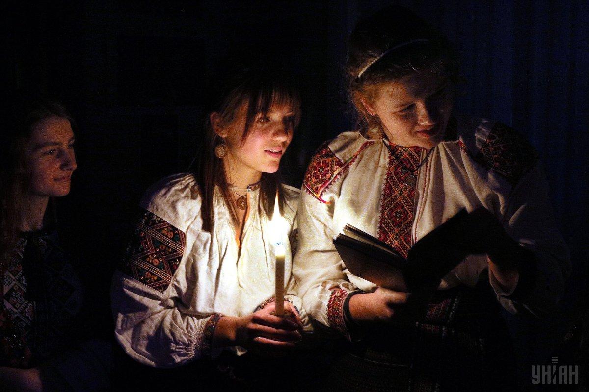 Гадания на день Святого Николая 19 декабря / фото УНИАН Гадания на день Святого Николая 19 декабря / фото УНИАН