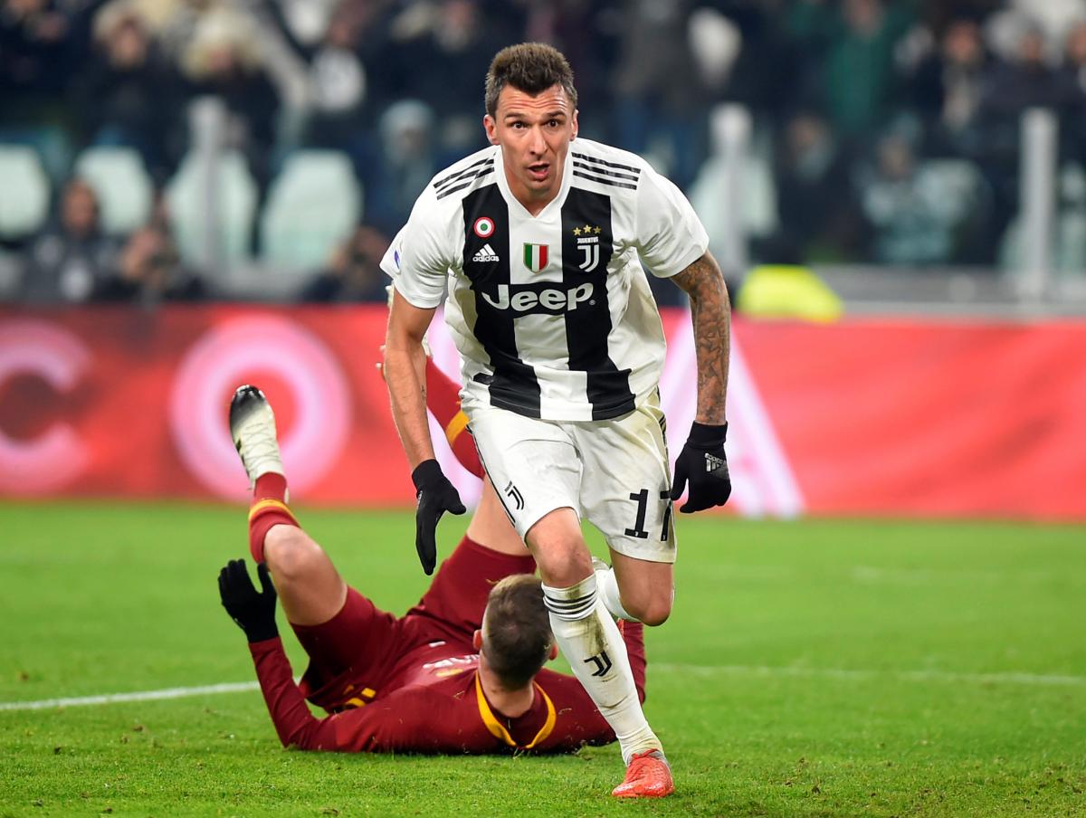 Маріо Манджукіч забив переможний гол Ювентуса у ворота Роми / Reuters