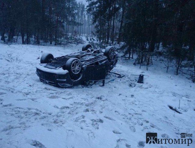 На Житомирщине произошла авария с депутатом облсовета / фото Житомир Online
