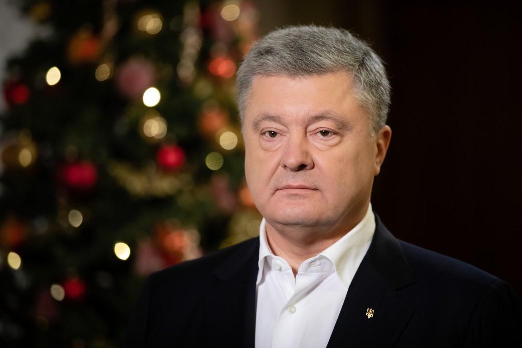 Порошенко отметил, что Рождество – праздник надежды на лучшее / фото president.gov.ua Порошенко отметил, что Рождество – праздник надежды на лучшее / фото president.gov.ua
