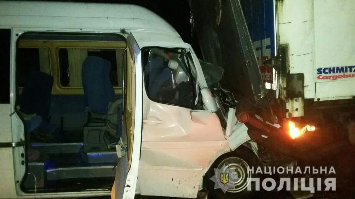 Под Киевом произошло несколько ДТП с маршрутными автобусами / Отдел коммуникации полиции в Киевской области Под Киевом произошло несколько ДТП с маршрутными автобусами / Отдел коммуникации полиции в Киевской области