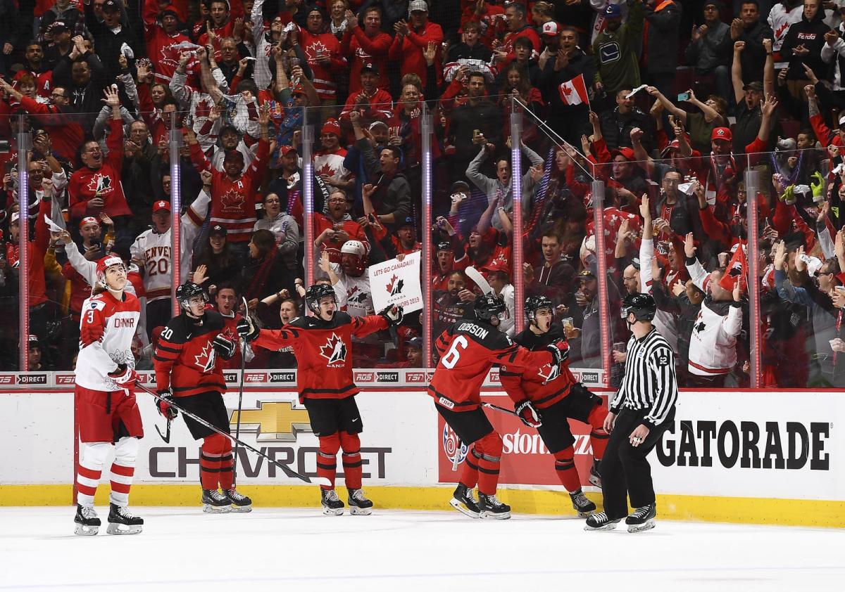 Канада разгромила Данию на молодежном ЧМ / iihf.com Канада разгромила Данию на молодежном ЧМ / iihf.com