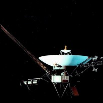 Аппарат Voyager 2 впервые прислал данные из-за пределов Солнечной системы
