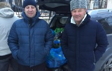 Крымскотатарские активисты приехали к московскому СИЗО, где держат в плену украинских моряков