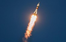 Корабель «Союз» успішно пристикувався до МКС