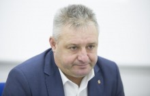 Отец пленного украинского моряка Виктор Сорока: Сердце подсказывает, что ранен в ноги – именно наш сын
