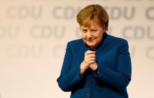 Merkel greets Poroshenko on reaching second round of presidential election