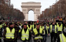Участники протестов во Франции опубликовали манифест своих требований из 25 пунктов