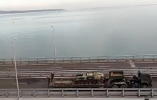 На Крымском мосту заметили колонну военной техники (фото, видео)