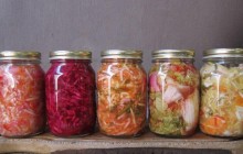 Простые бабушкины продукты: Супрун назвала "конкурентов" йогурта