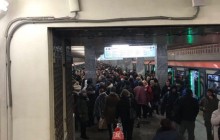 В московском метро из-за рекордного сбоя произошла жуткая давка - пассажиры вызывали "скорые", МЧС и реанимацию (фото, видео)